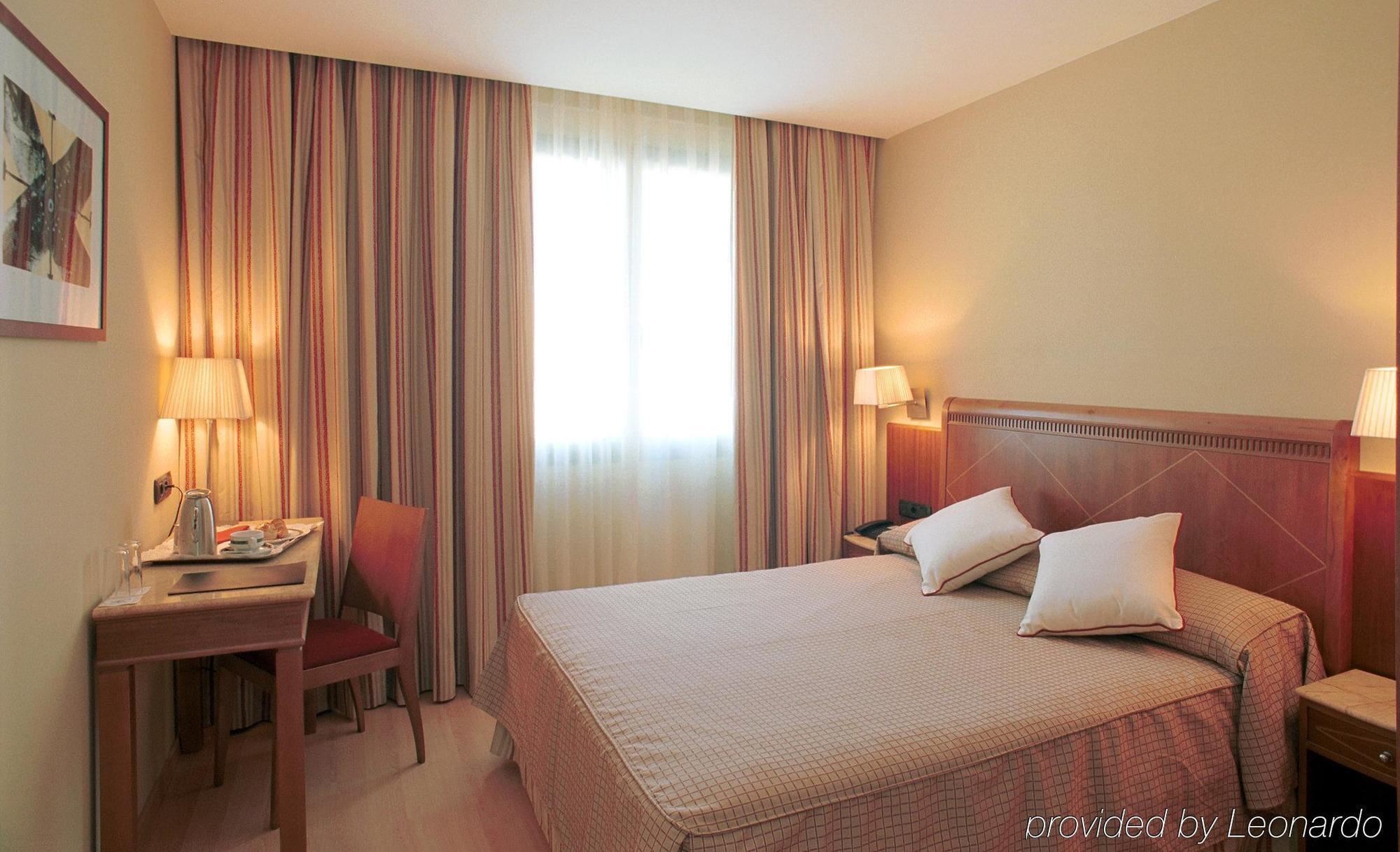Eurostars Astoria Hotell Málaga Rum bild