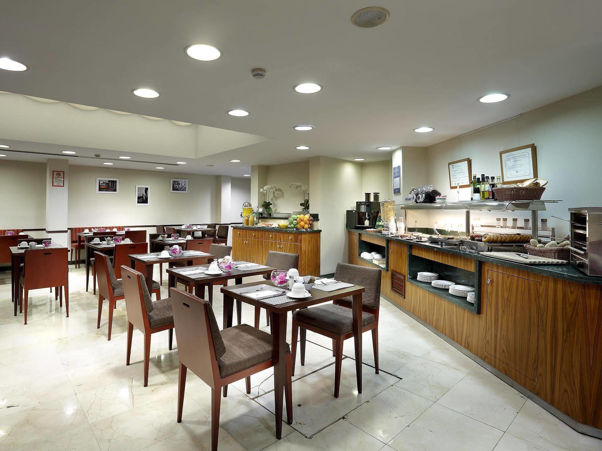 Eurostars Astoria Hotell Málaga Exteriör bild